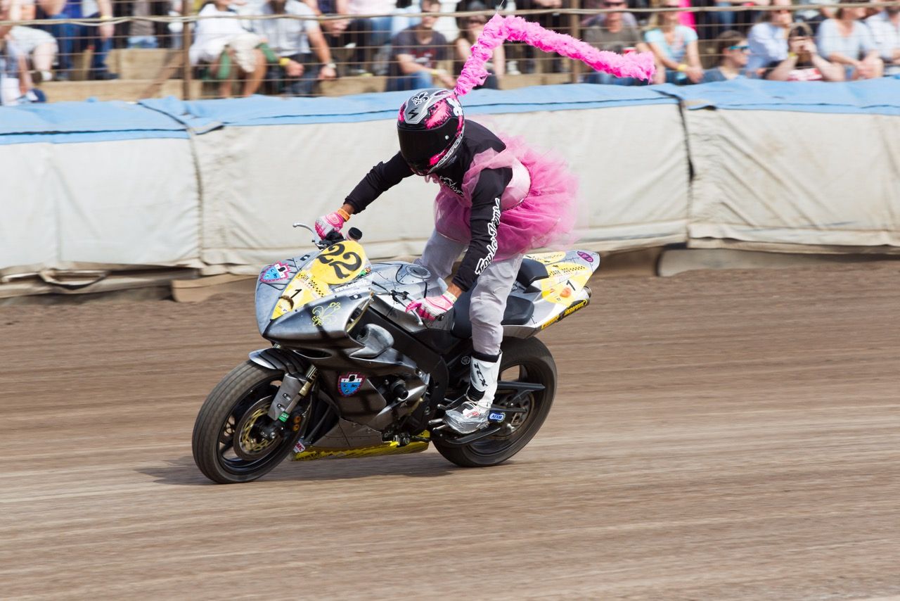 Sportsbike Rider at Dirt Quake wearing a tu tu