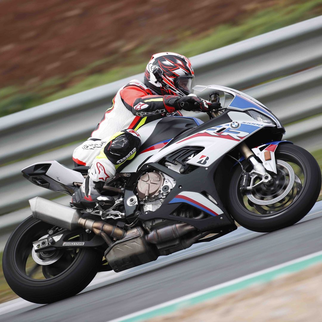 The new BMW S1000RR 2019 ridden and reviewed at Estoril