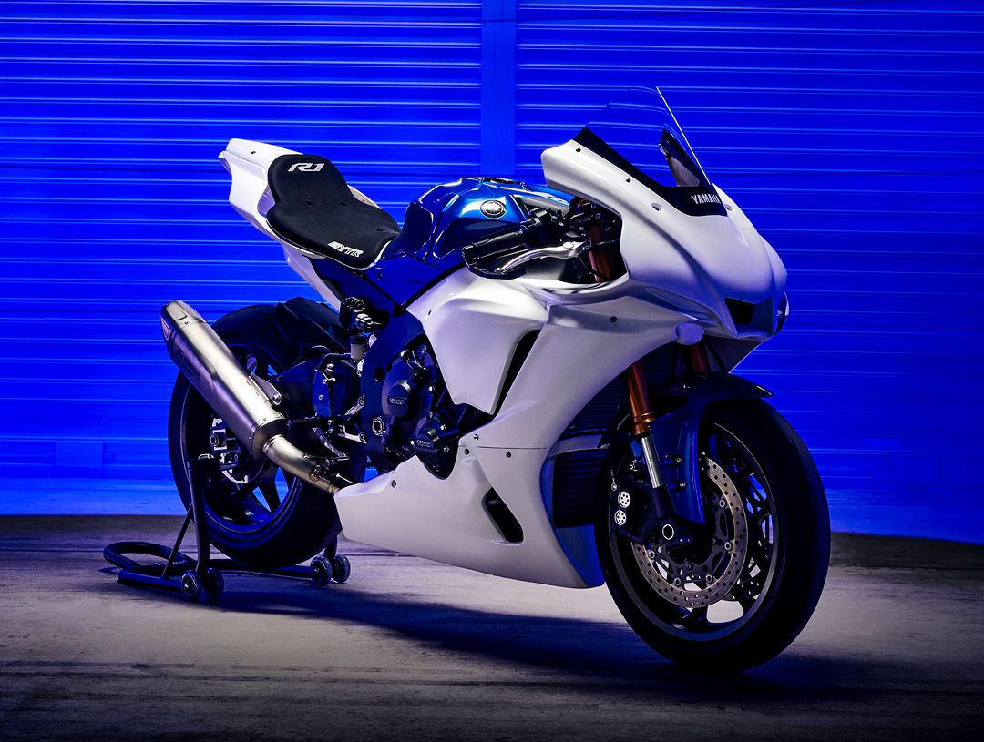 R1 on road online price