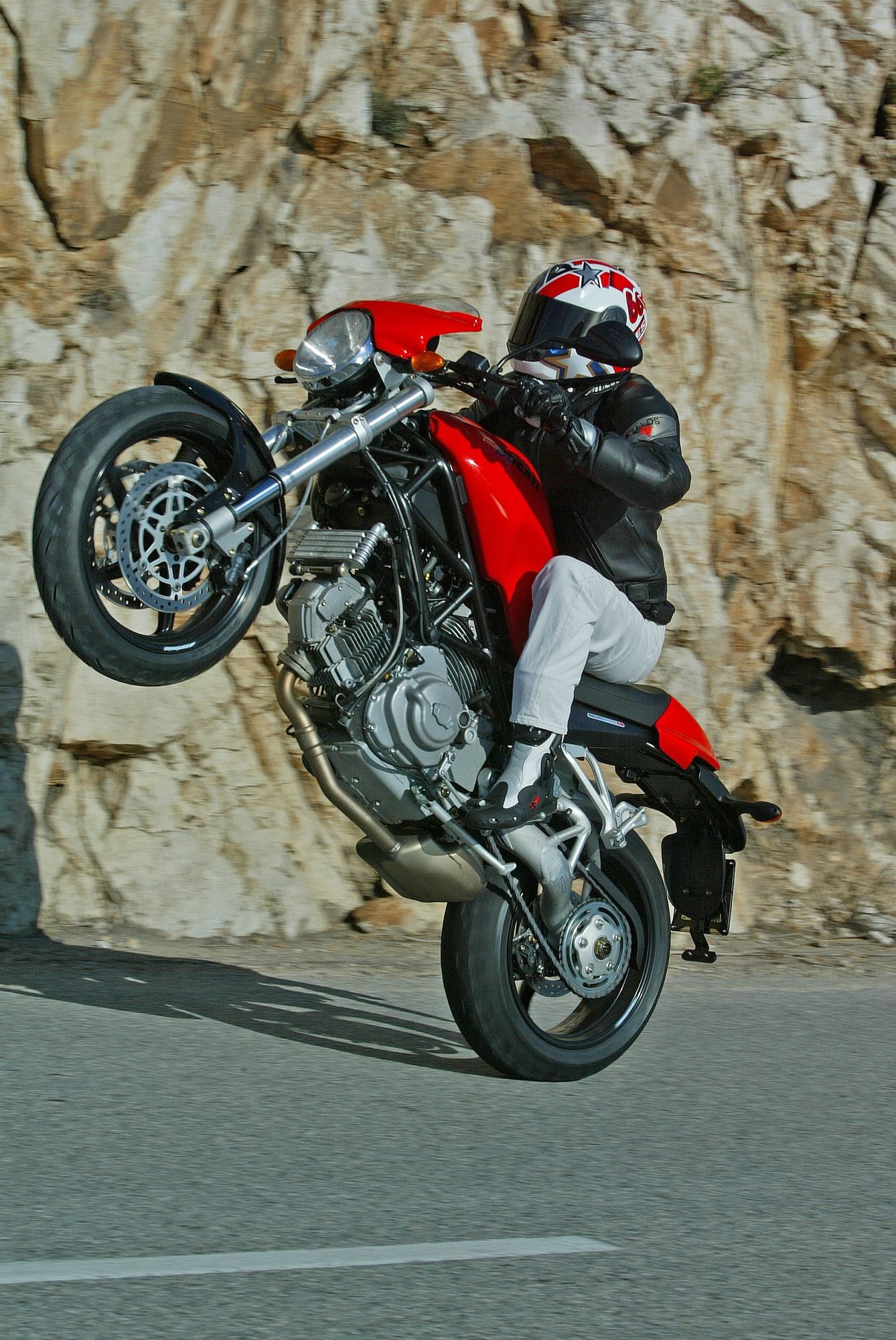 An overview of the top wheelie bikes by Kar Lee BeMoto