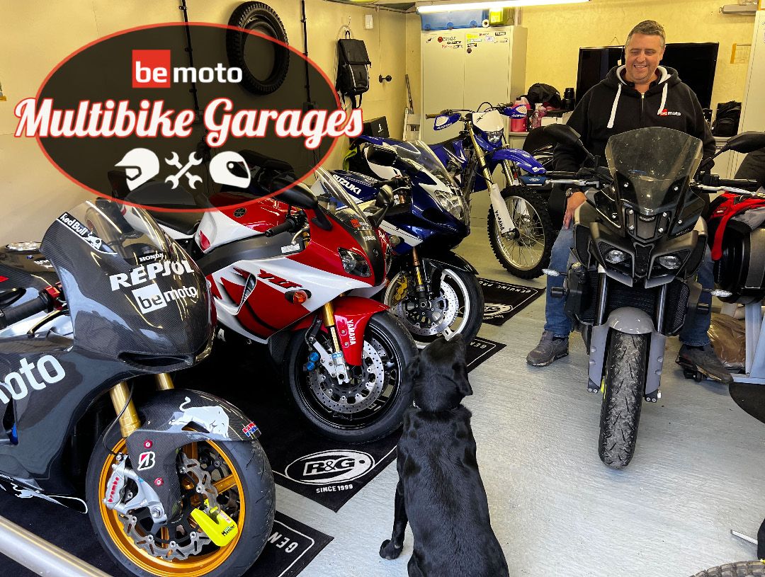 MOTO-D Motorcycle Garage Mats (Paddock Carpet) for Suzuki: MOTO-D