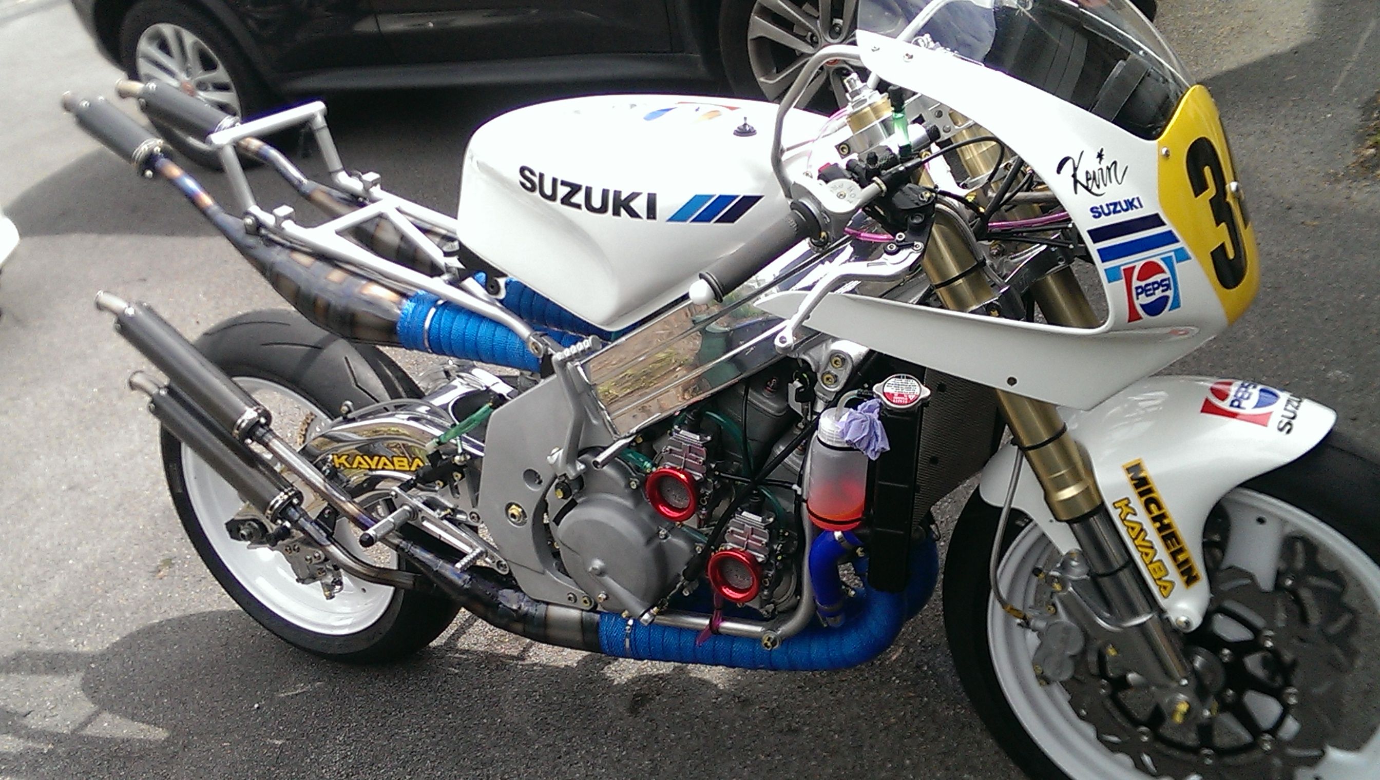 Suzuki RGV Gamma