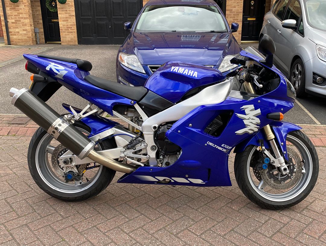 2000 yamaha deals r1 price