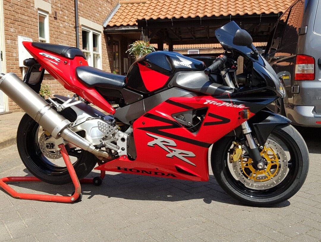 Honda 954 fireblade deals 2002