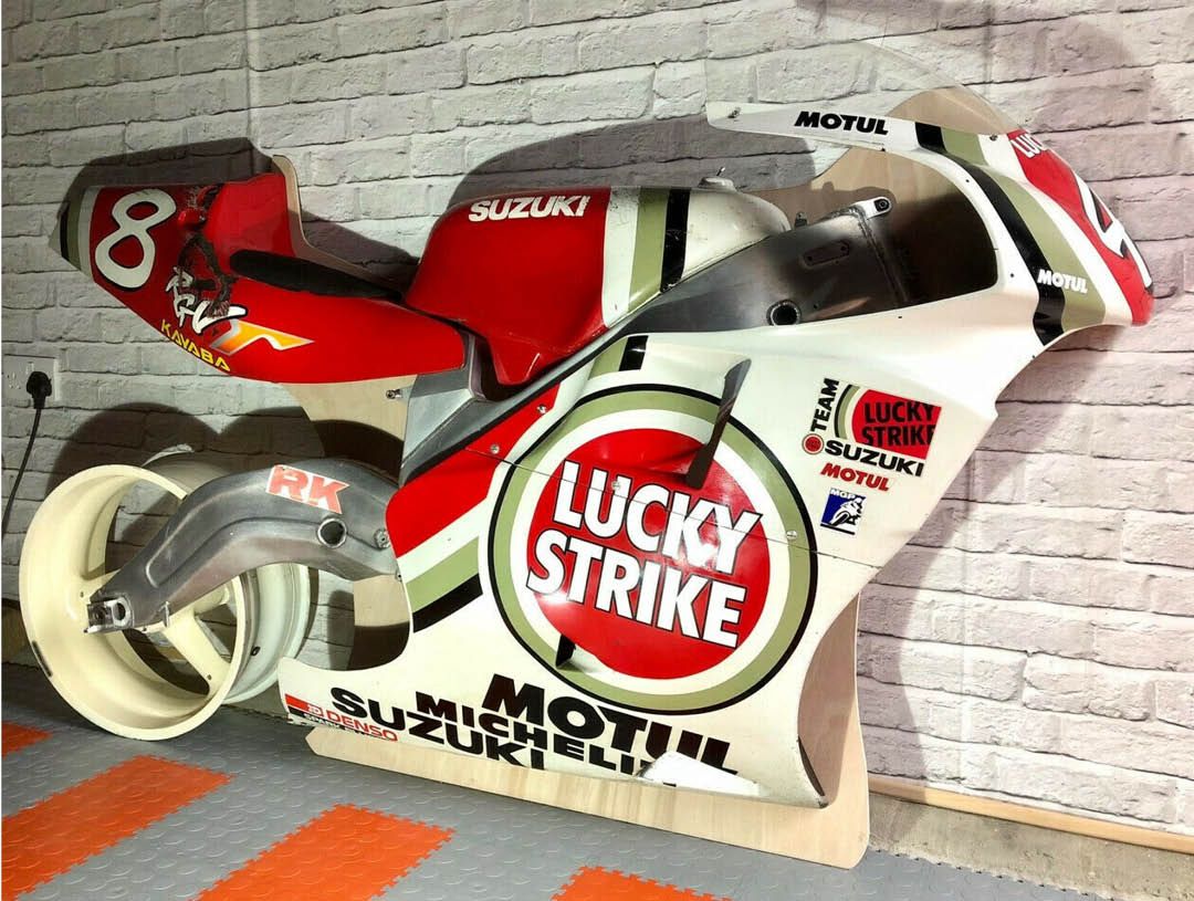 Watchlist Wednesday: Suzuki RGV500 Kevin Schwantz 1993 | BeMoto